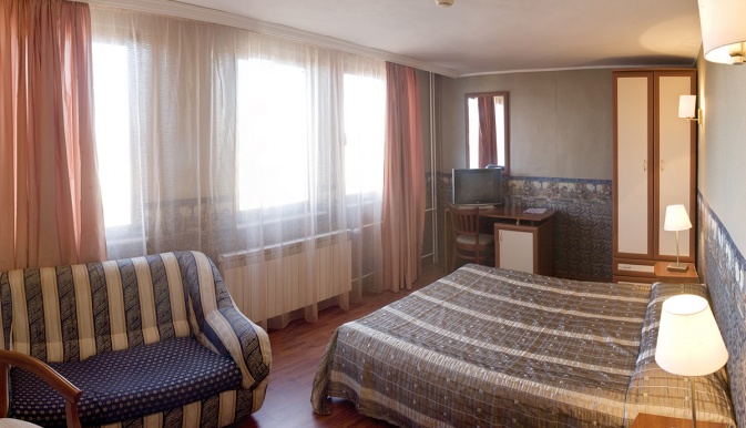 ANELI_BANSKO_AIR_TOUR_TRAVEL 